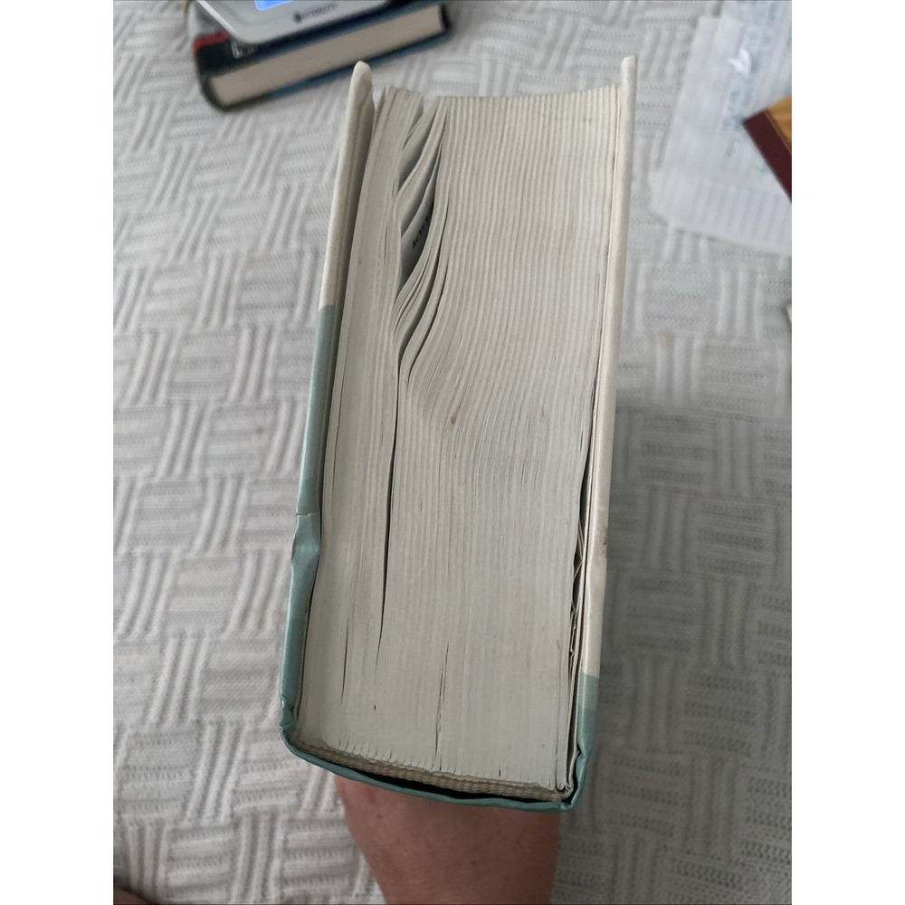 The CEB Study Bible Common English 2013 Hardcover First Edition - Picture 6 of 9